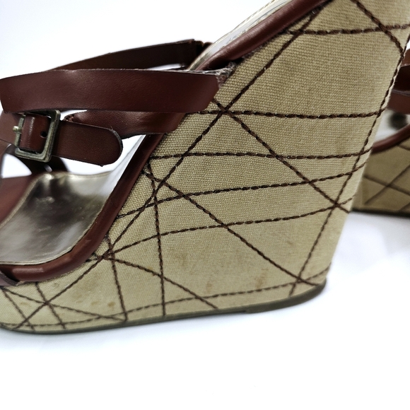 Unlisted Kenneth Cole Women's 10M Brown High Wedge Strappy Platform Sandals - Picture 6 of 12